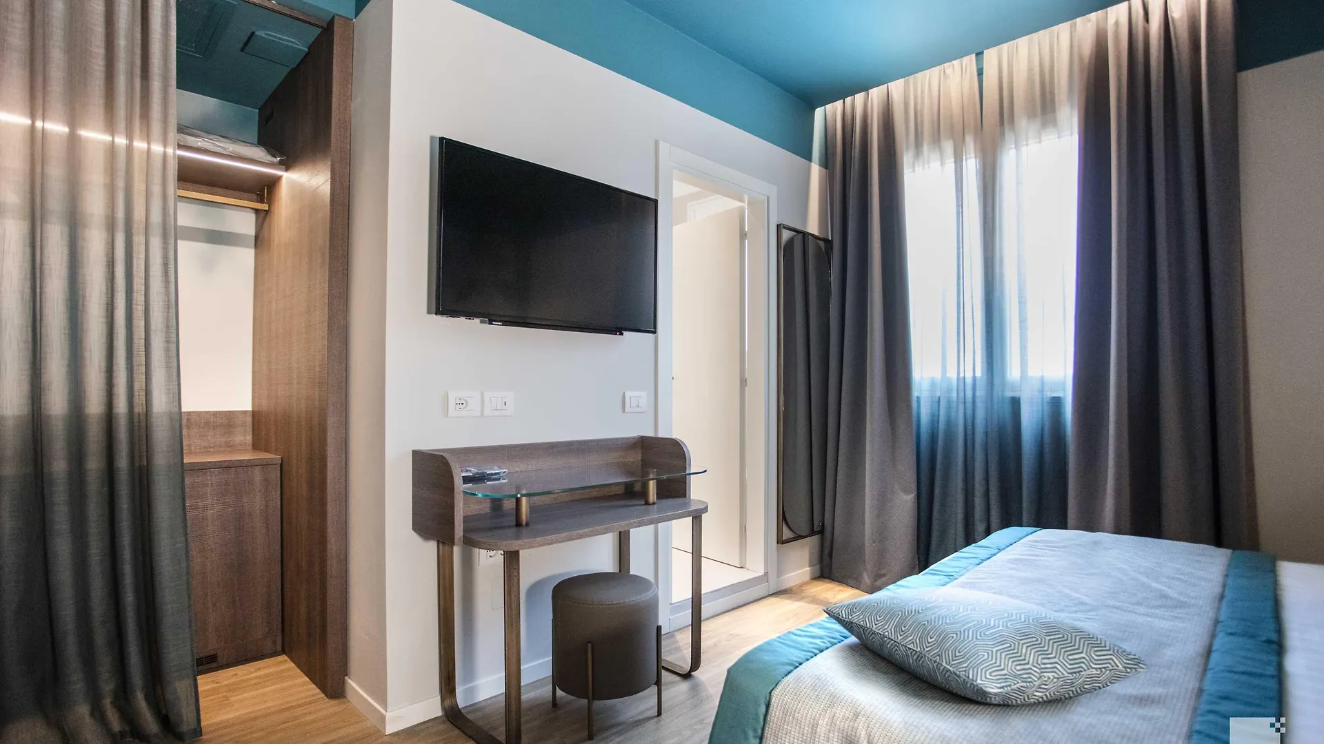 Hotel Regina Elena 57&Oro Bianco SPA Rímini